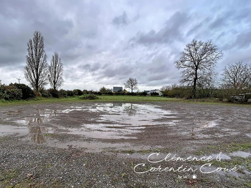 Terrain industriel - 1 542 m²