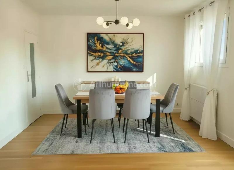 Appartement - 75 m² - 4 pièces