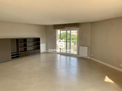 Appartement - 177 m² - 5 pièces