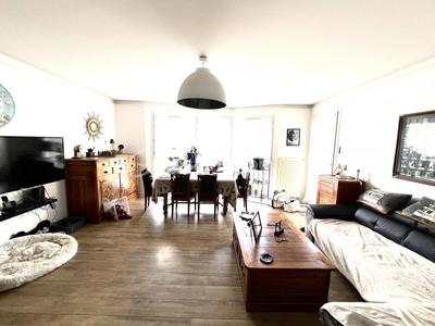 Appartement - 80 m² - 4 pièces