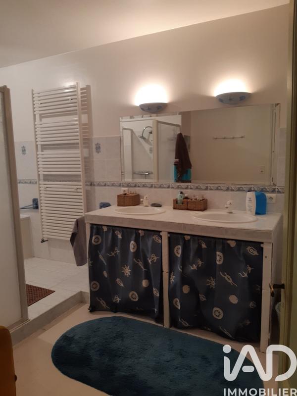 Maison - 180 m² - 5 pièces