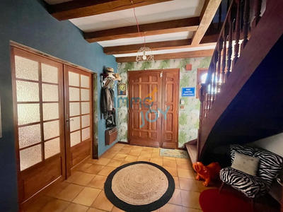 Maison - 192 m² - 6 pièces