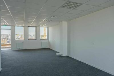 Bureau - 61 m²