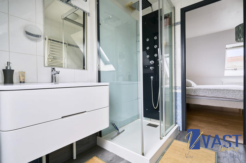 Maison - 127 m² - 5 pièces