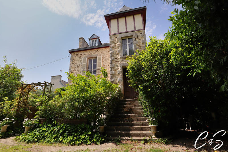 Maison - 107 m² - 5 pièces