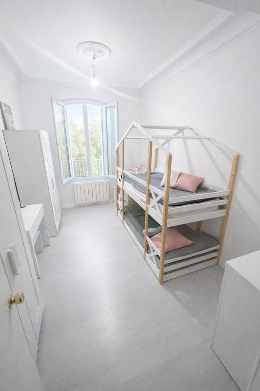 Maison - 302 m² - 11 pièces