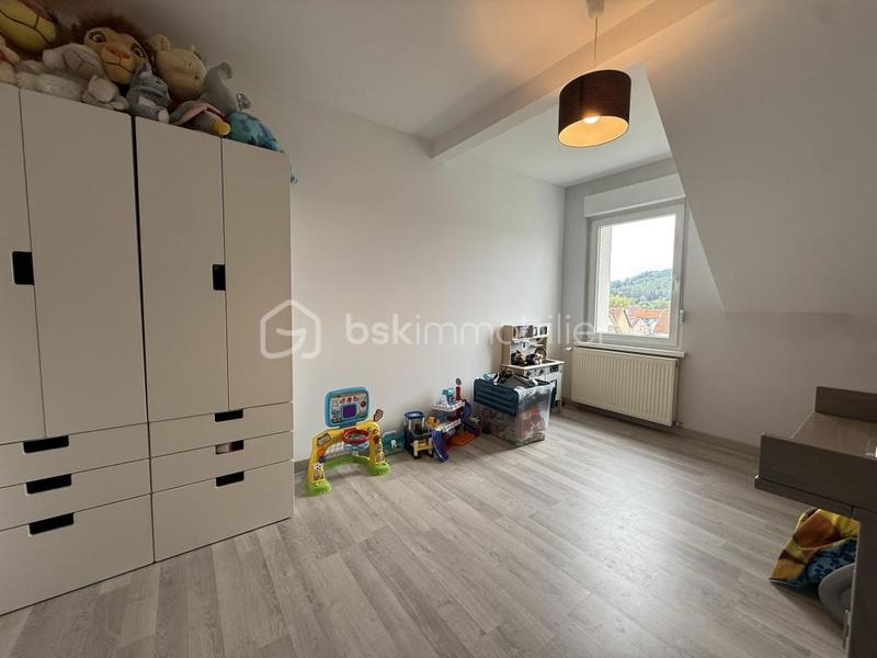 Maison - 95 m² - 5 pièces