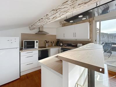 Appartement - 92 m² - 4 pièces