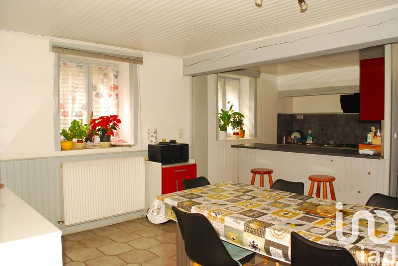 Maison - 280 m² - 11 pièces