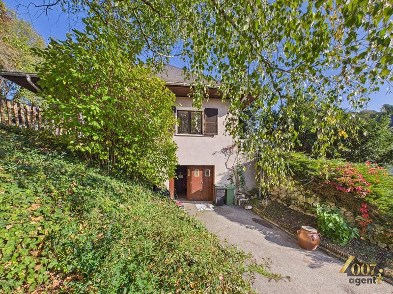 Maison - 104 m² - 4 pièces