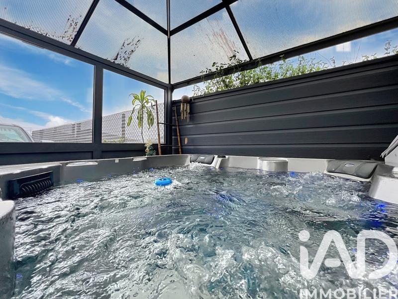 Maison - 89 m² - 5 pièces