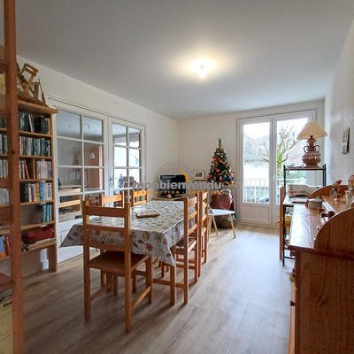 Appartement - 89 m² - 4 pièces