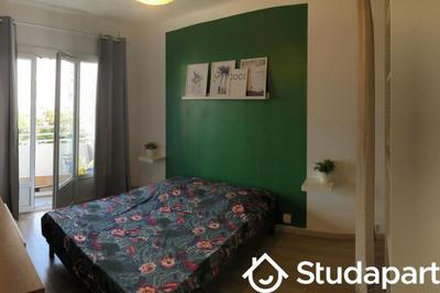 Chambre - 12 m² - 1 pièce