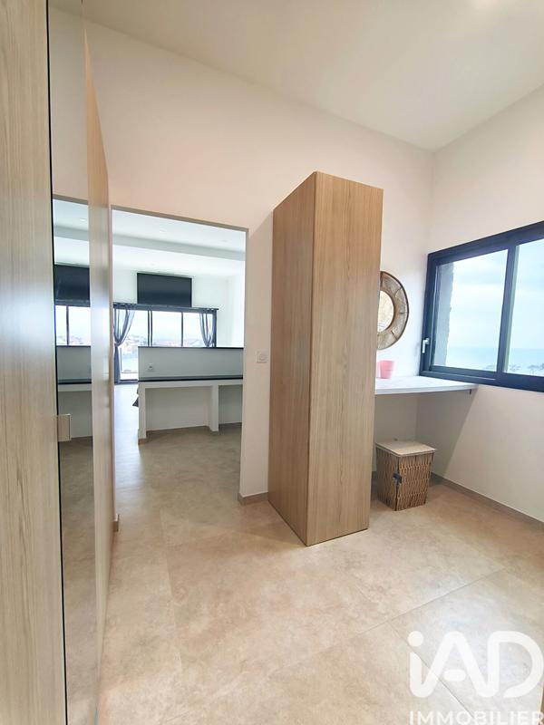 Maison - 217 m² - 5 pièces