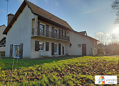 Maison - 176 m² - 6 pièces