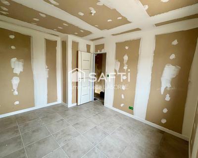 Maison - 90 m² - 4 pièces