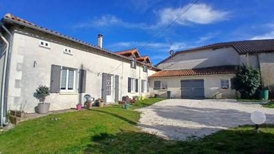 Maison en pierre - 113 m² - 5 pièces