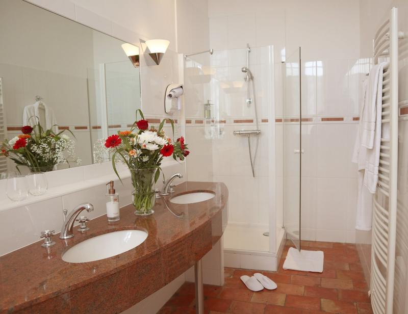 Maison - 746 m² - 15 pièces