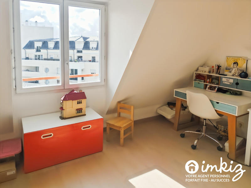 Appartement - 100 m² - 4 pièces