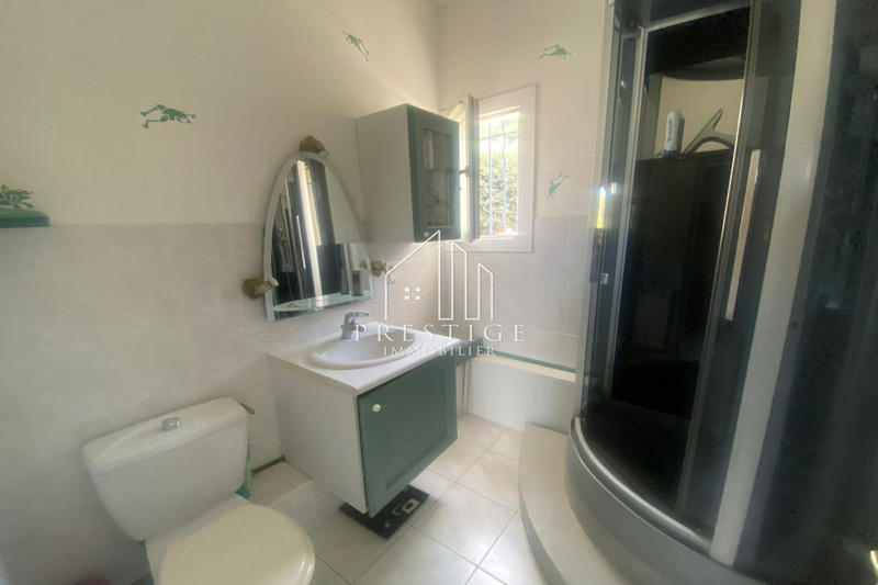 Maison - 197 m² - 2 pièces