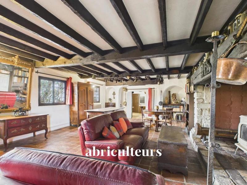 Maison ancienne - 223 m² - 7 pièces
