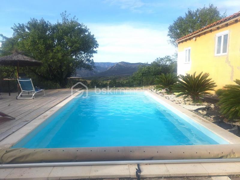 Villa - 190 m² - 6 pièces