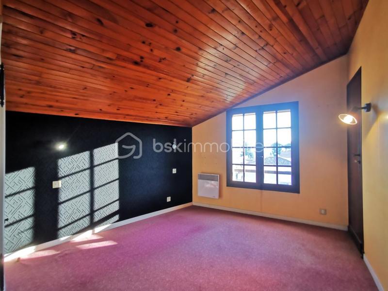 Maison traditionnelle - 138 m² - 138 pièces