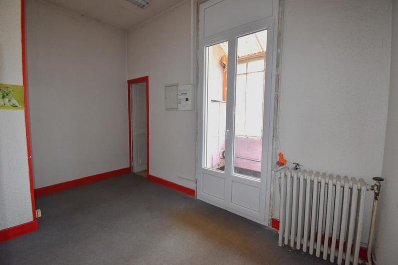 Bureau - 118 m² - 7 pièces