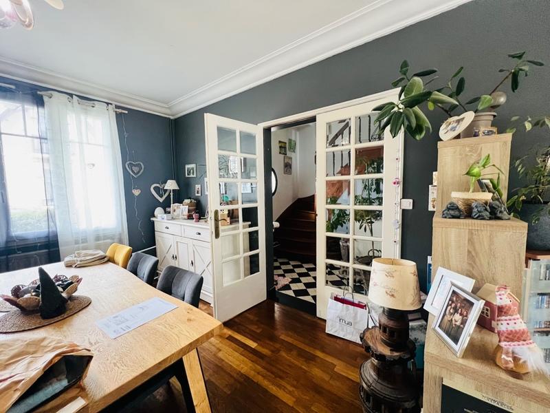 Maison - 140 m² - 6 pièces