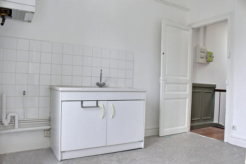 Immeuble - 9 pièces