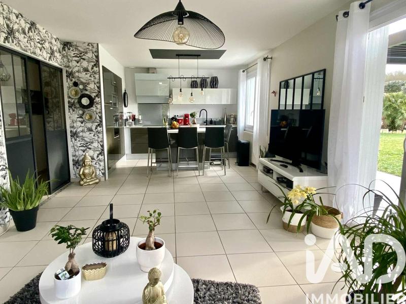 Maison - 124 m² - 5 pièces