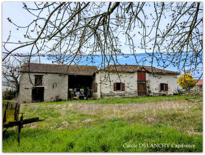 Maison - 99 m² - 4 pièces