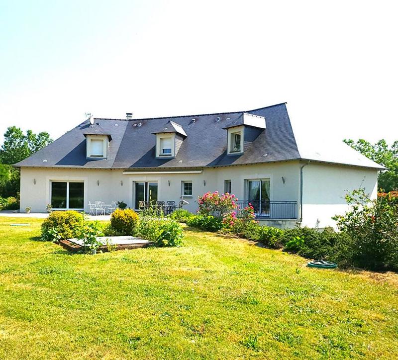 Maison - 340 m² - 15 pièces