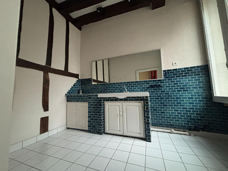 Maison - 255 m² - 9 pièces