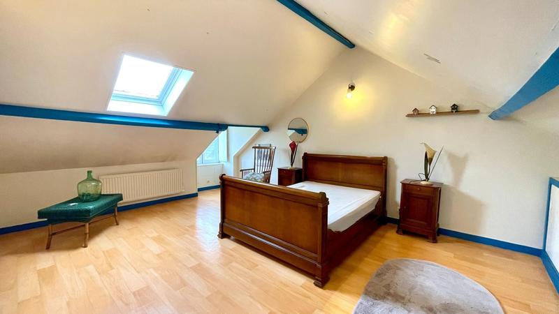 Maison de ville - 253 m² - 6 pièces