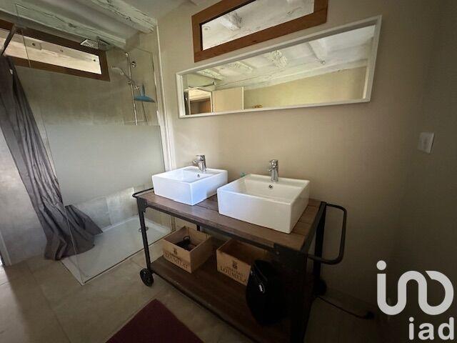 Maison - 433 m² - 16 pièces