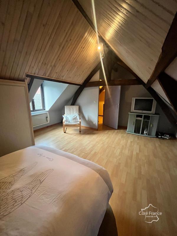 Maison de village - 180 m² - 7 pièces