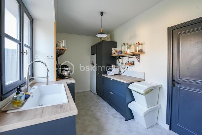 Maison de maîtres - 256 m² - 8 pièces