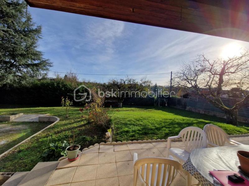 Maison - 95 m² - 5 pièces