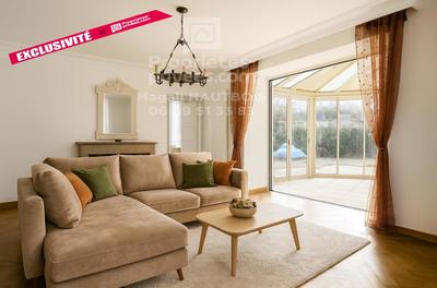 Maison - 184 m² - 9 pièces