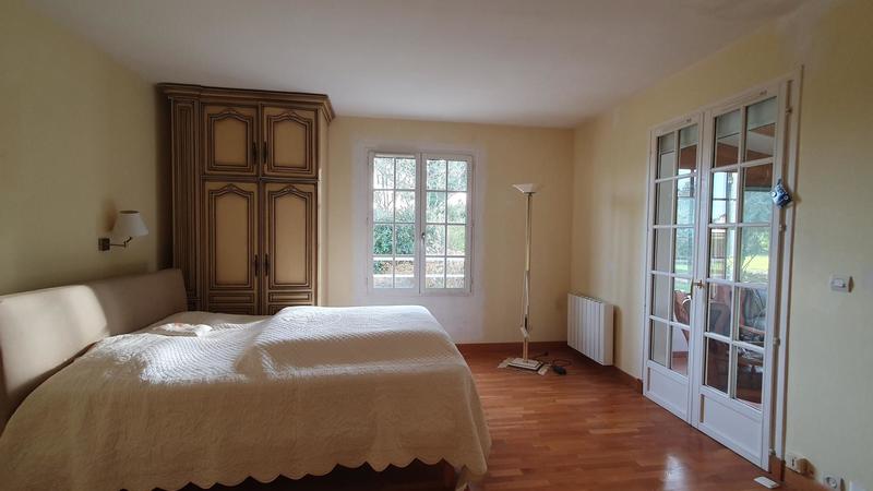 Maison - 168 m² - 7 pièces