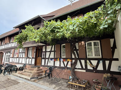 Ferme - 247 m² - 8 pièces