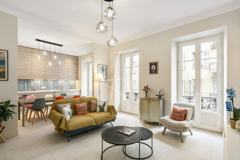 Appartement - 87 m² - 4 pièces