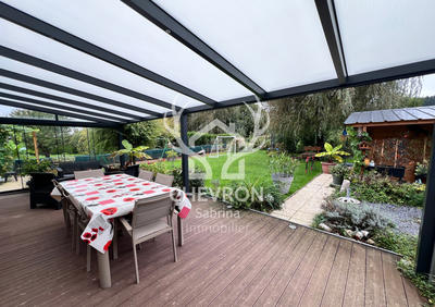 Maison - 181 m² - 6 pièces