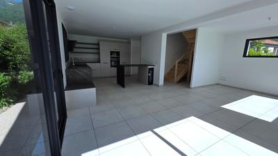 Maison - 114 m² - 5 pièces