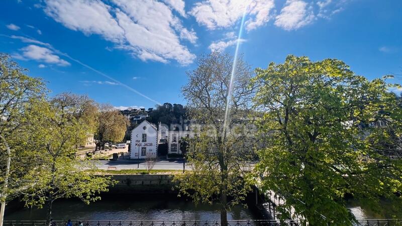 Appartement - 85 m² - 4 pièces