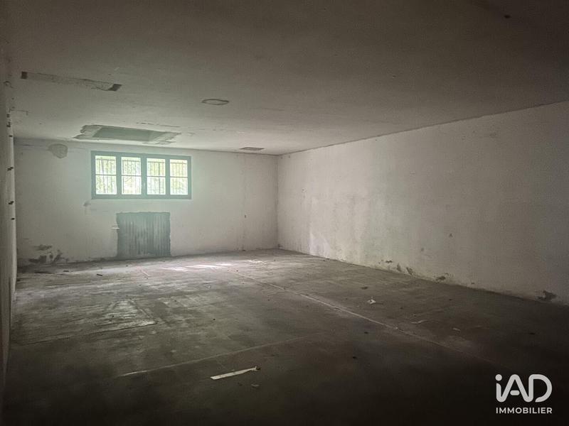 Local commercial - 2 000 m²