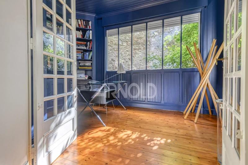 Maison - 173 m² - 9 pièces