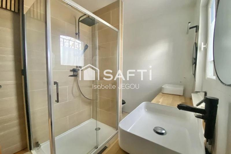 Villa - 329 m² - 9 pièces