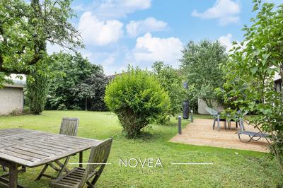 Maison - 198 m² - 6 pièces